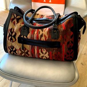 Kilim wool and leather vintage bag made in Turkey.